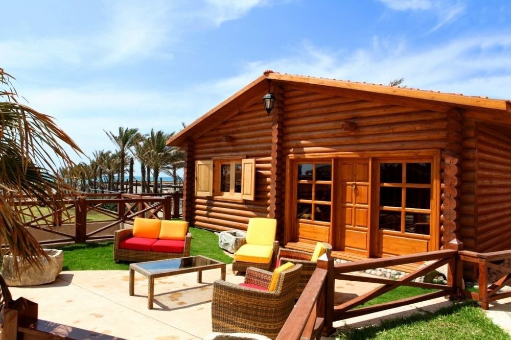 Sawary Beach Hotel Батрун Экстерьер фото